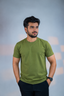 GRAPHITE OLIVE TEE